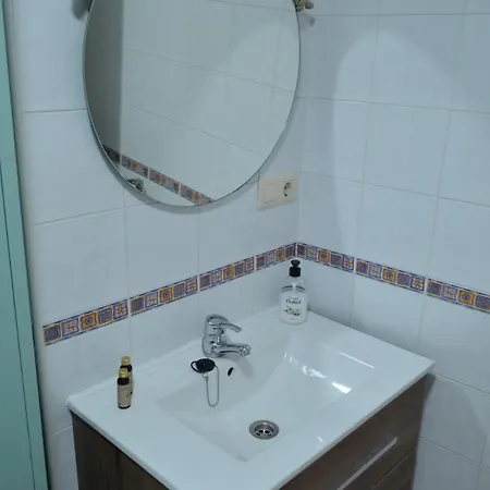 Cozy 1-bedroom - 50m From In Boliches Apartman